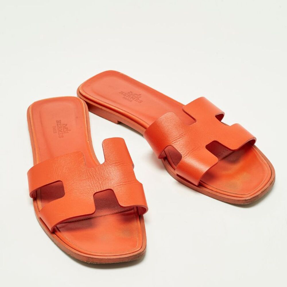 Hermes Oran Size 39 Orange Leather Flat Sandals - Picture 4 of 7